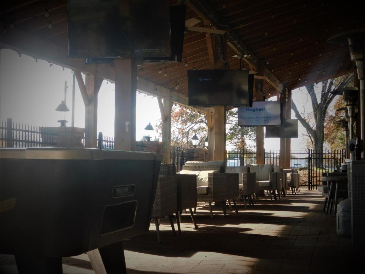Wyndham Garden Greensboro Kültér fotó